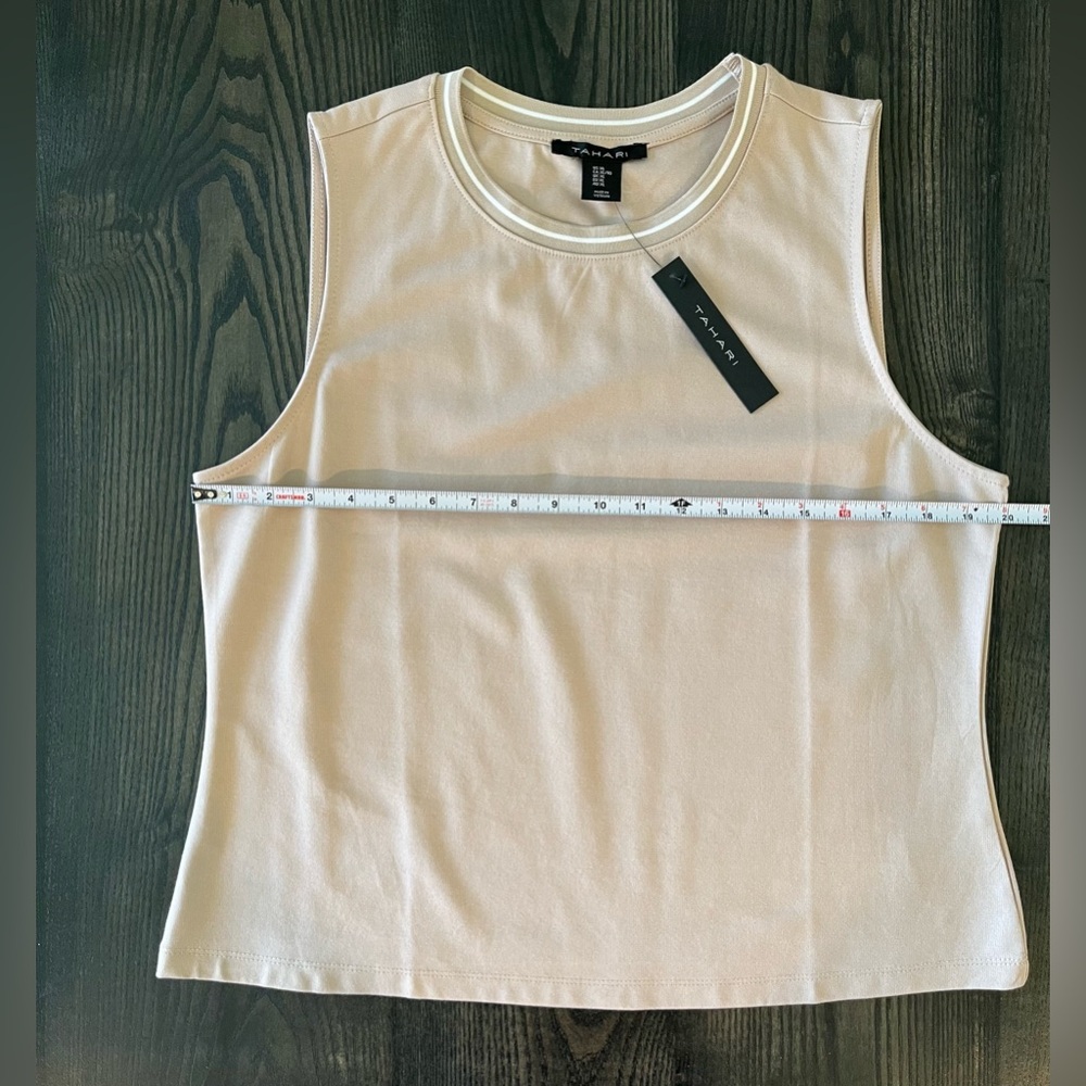 TAHARI Sleeveless Tank Top
